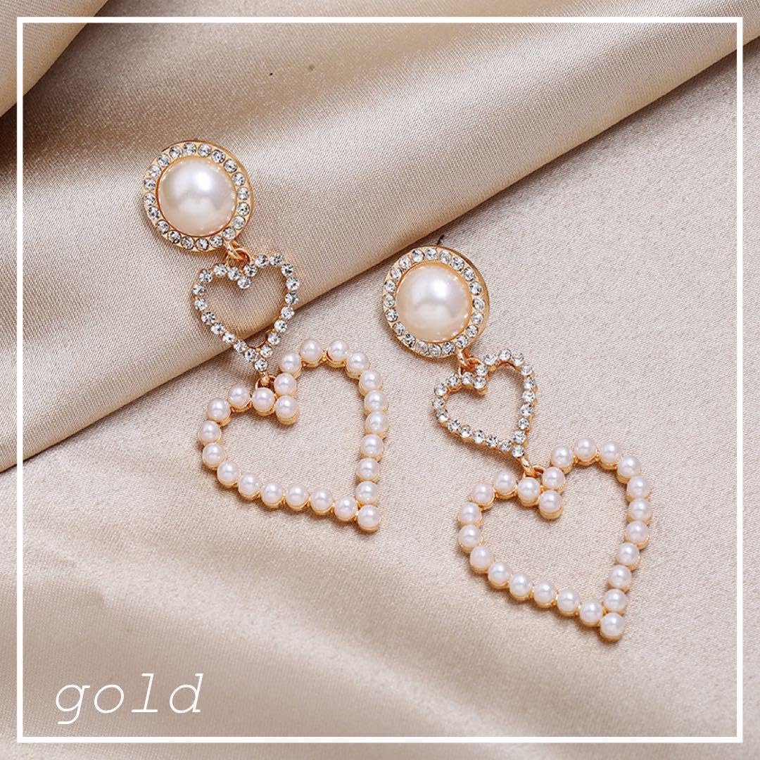 パール×ハート ピアス CCロゴ ラインストーン ショッパー付 パール×ハート ピアス CCロゴ ラインストーン 最高品質